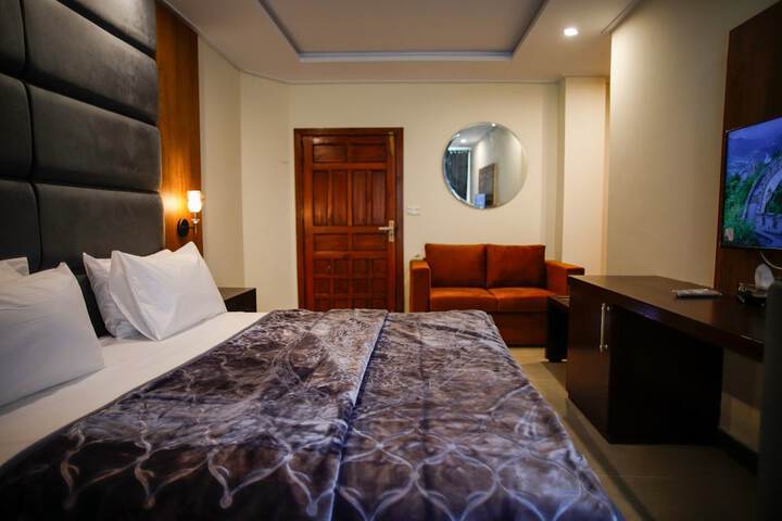 Room 2 of 13