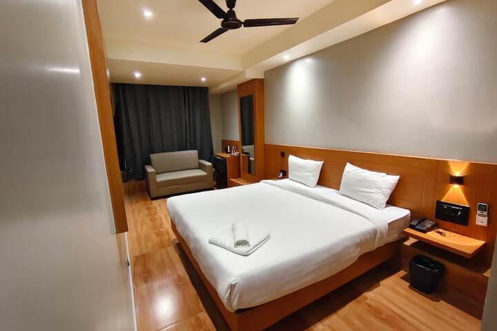Room 50 of 88