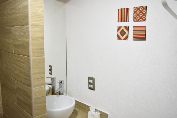 Room 29 of 37