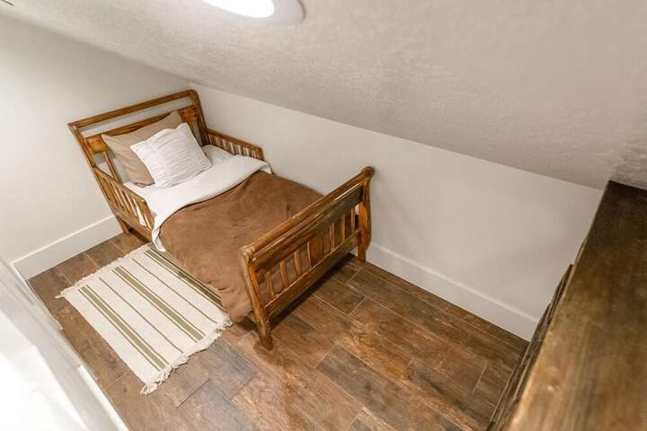 Room 65 of 188