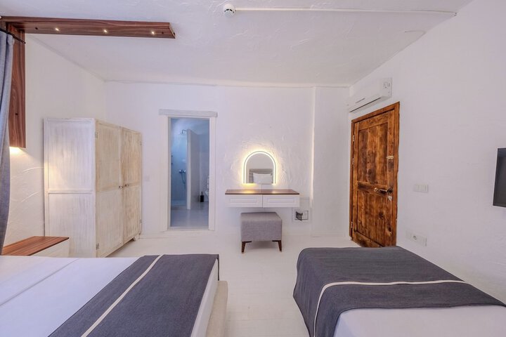 Room 25 of 78