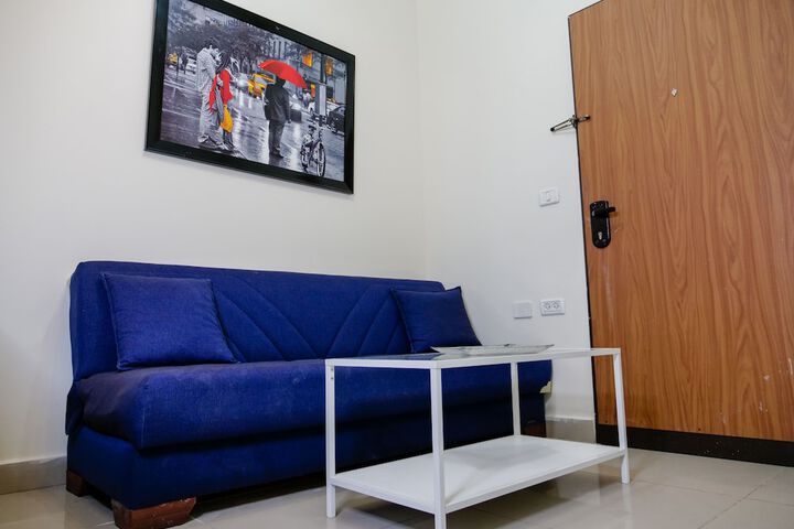 Room 16 of 30