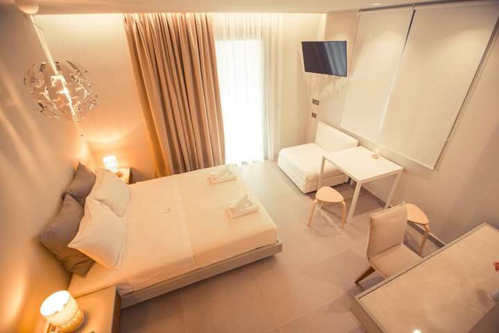 Room 25 of 57