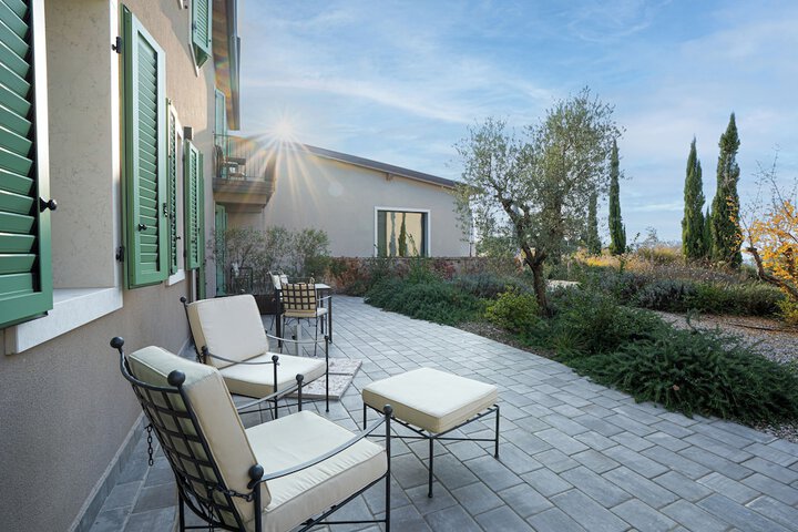 Terrace/Patio 42 of 108