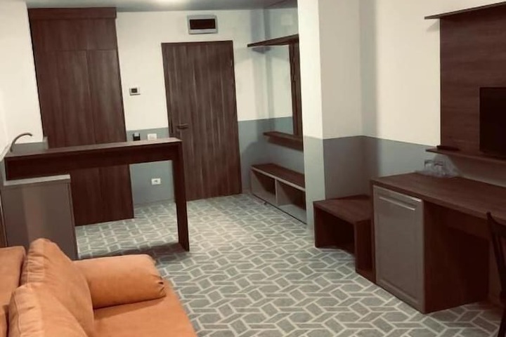 Room 14 of 51