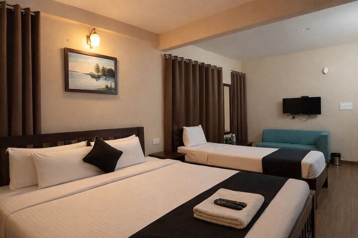 Room 30 of 43