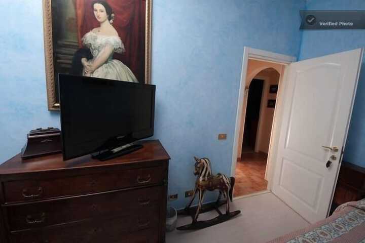 Room 30 of 51