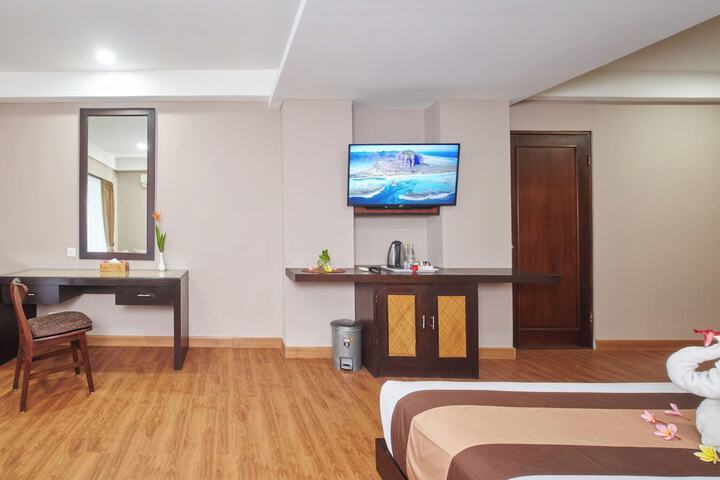 Room 27 of 71