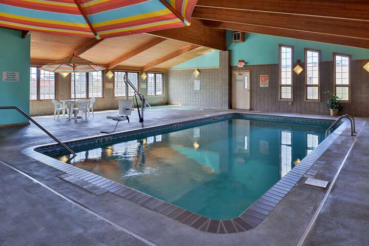 Pool 5 of 9