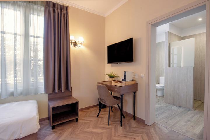 Room 29 of 115