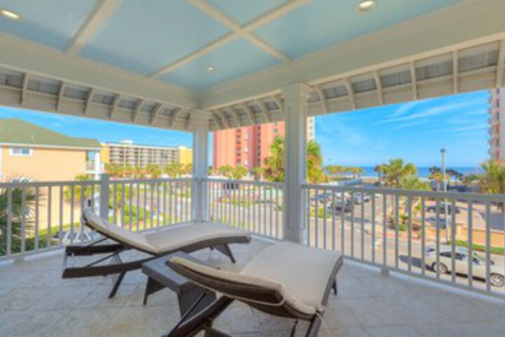 Terrace/Patio 8 of 129