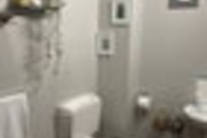 Room 170 of 243