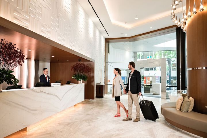 Entrance & Lobby