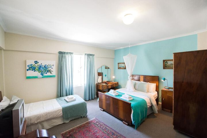 Room 7 of 37