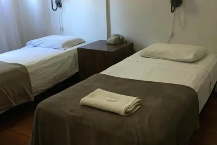 Room 3 of 13