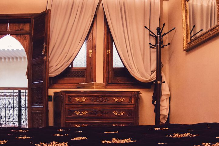 Room 10 of 48