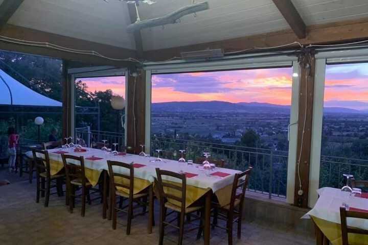 Dining 106 of 206