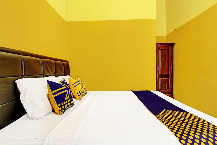 Room 6 of 24