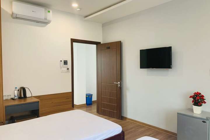 Room 18 of 36
