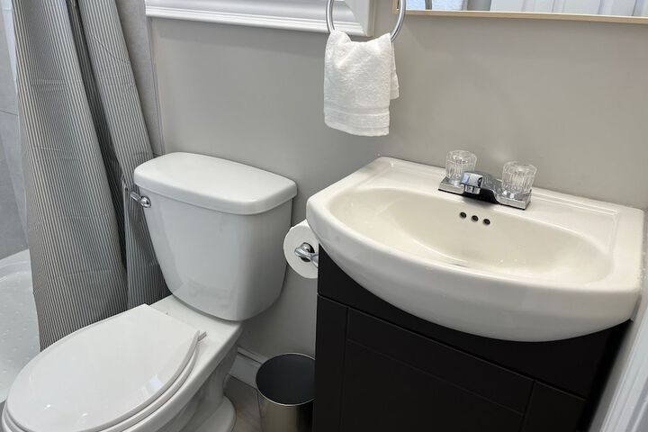 Room 16 of 21