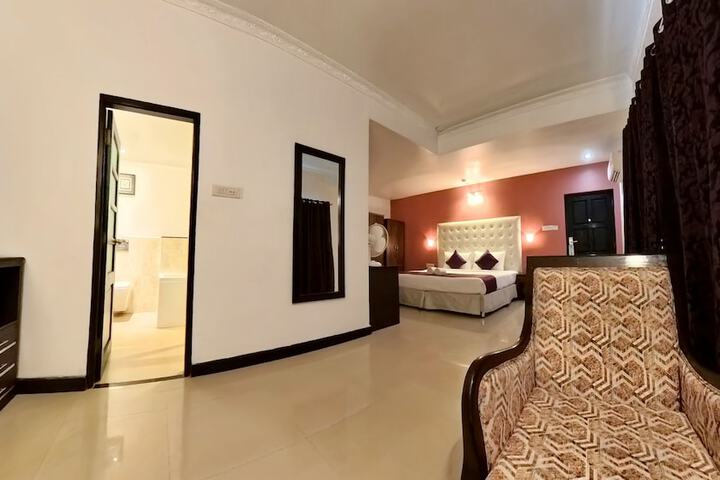 Room 10 of 49