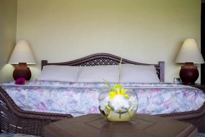 Room 3 of 30
