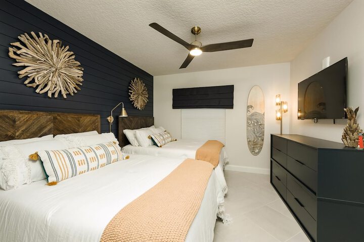 Room 4 of 264