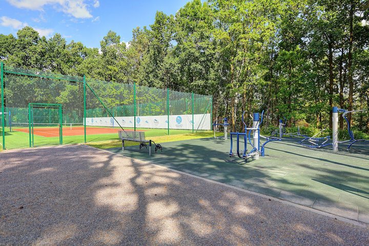 Tennis court