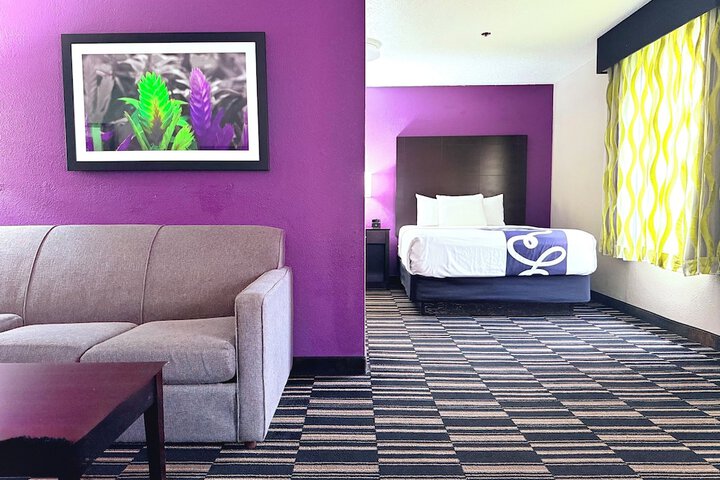 2 Queen Beds Deluxe Room (10 of 12)