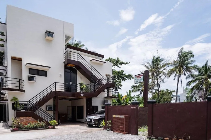 Ver Amare Place Baler by Zen Rooms