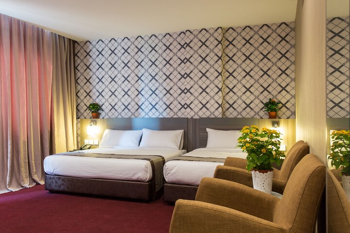 Room 7 of 36