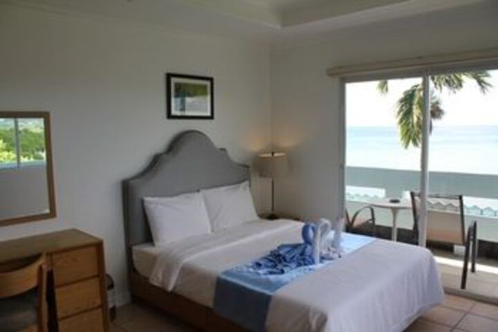 Room 11 of 26