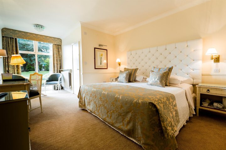 Room 4 of 43