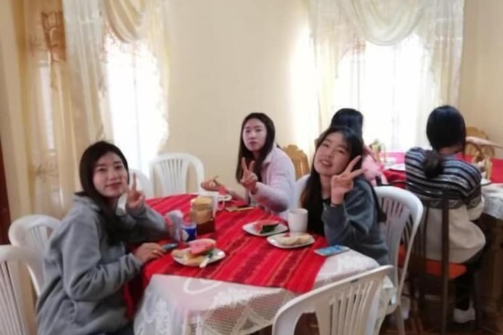 Dining 40 of 45
