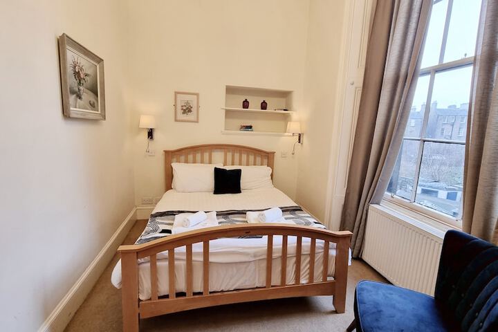Room 17 of 45