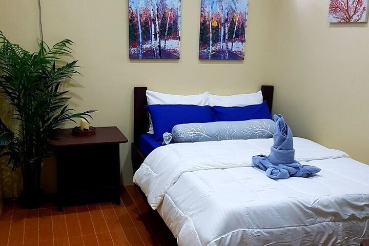 Room 3 of 22