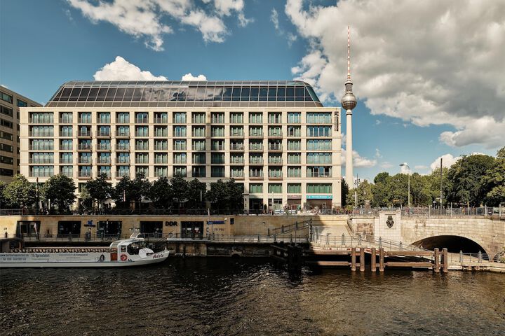 Hotel 180 of 185