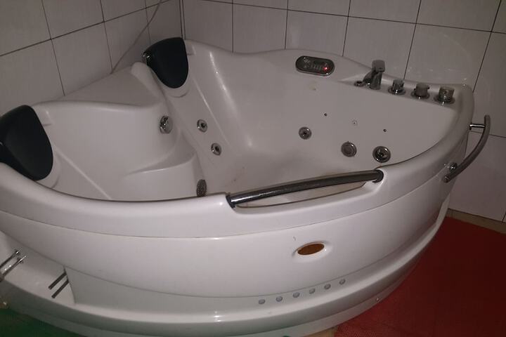 Spa 79 of 128