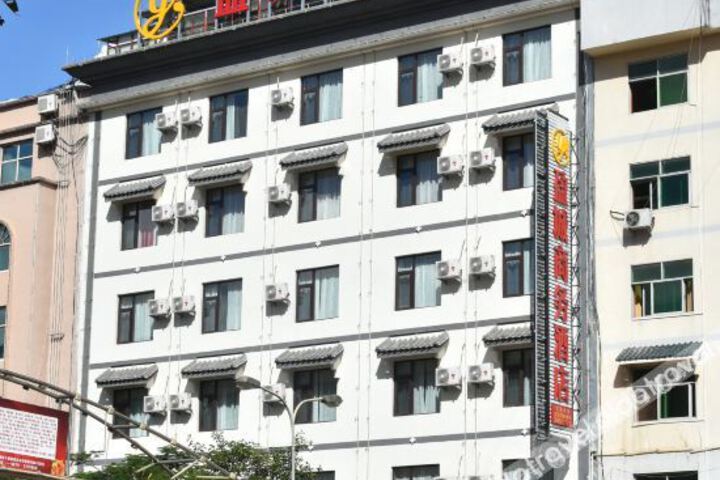 Hotel 2 of 10