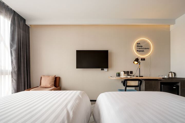Room 12 of 58