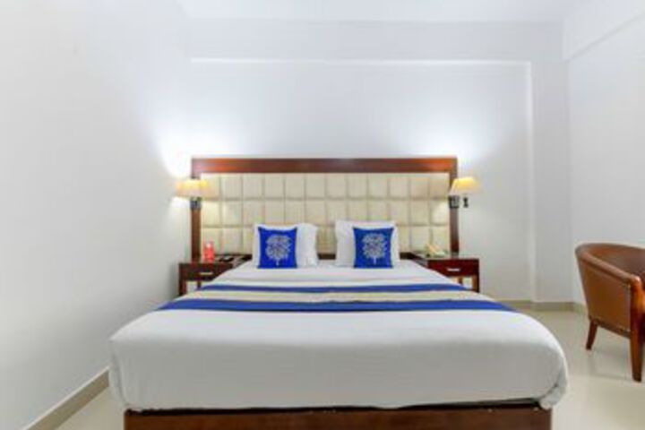 Room 6 of 20