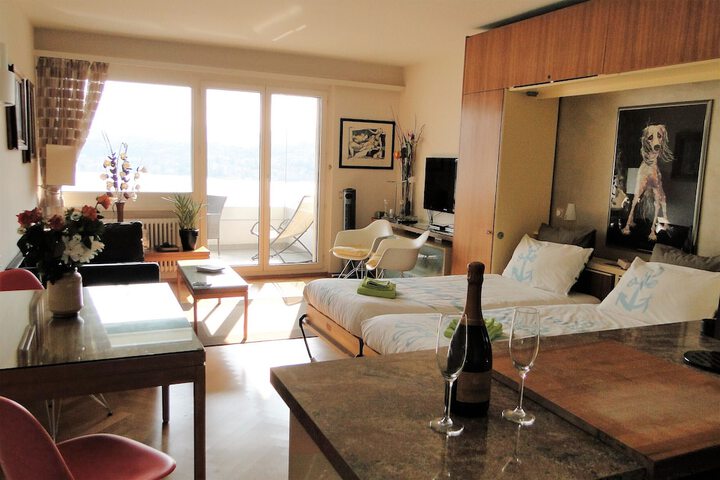 Room 3 of 47