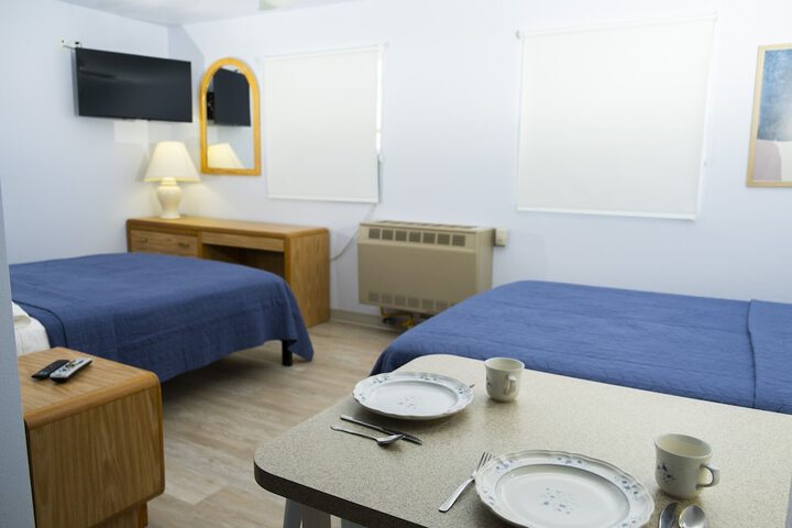 Room 8 of 19