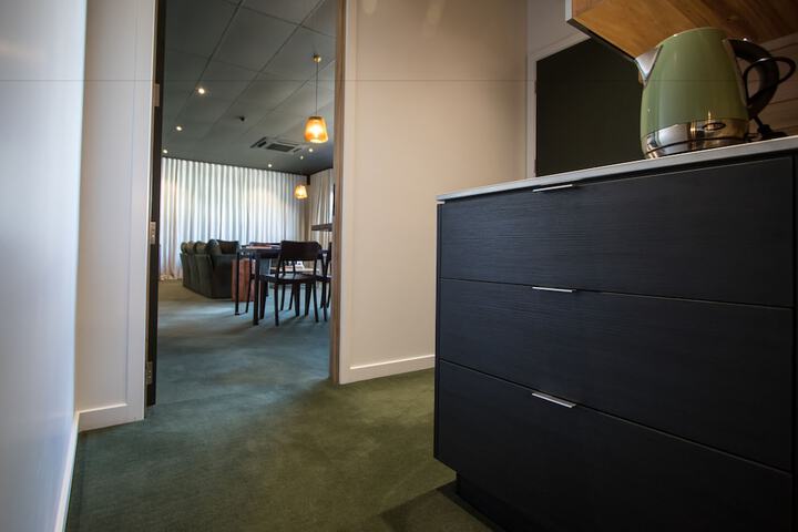 Room 6 of 35
