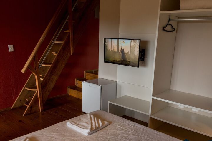 Room 10 of 67