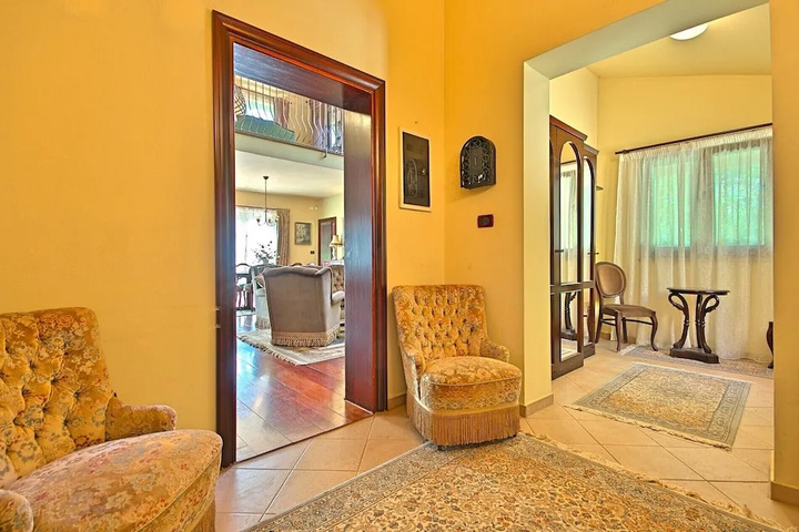 Room 3 of 19