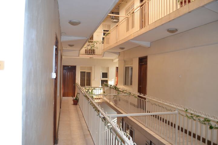 Ballroom/Hall 70 of 84