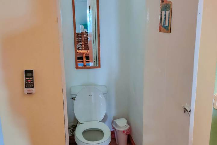 Room 105 of 127