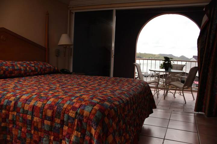 Room 7 of 29