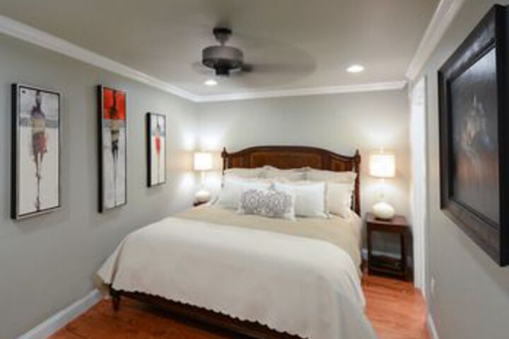 Room 44 of 110